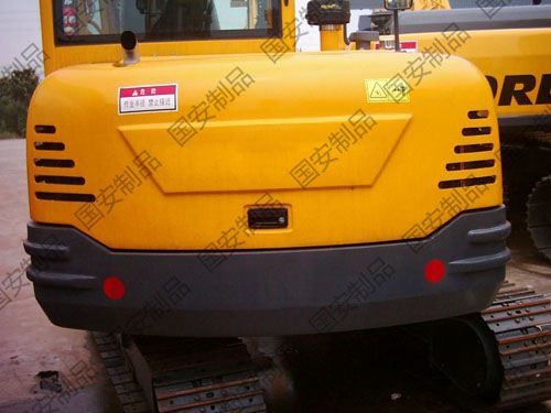 玻璃鋼發(fā)動機(jī)罩3